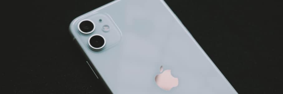 iPhone 11 - Back and Volume Button